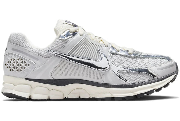 Nike Zoom Vomero 5 Chrome