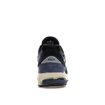 New Balance 2002R Gore-Tex Navy Arctic Grey