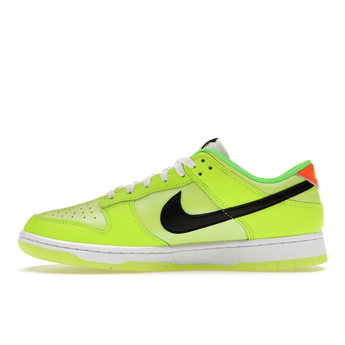 Nike Dunk Low SE Splash Volt