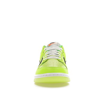 Nike Dunk Low SE Splash Volt