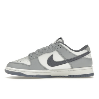 Nike Dunk Low SE Light Carbon