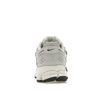 Nike Zoom Vomero 5 Photon Dust Metallic Silver