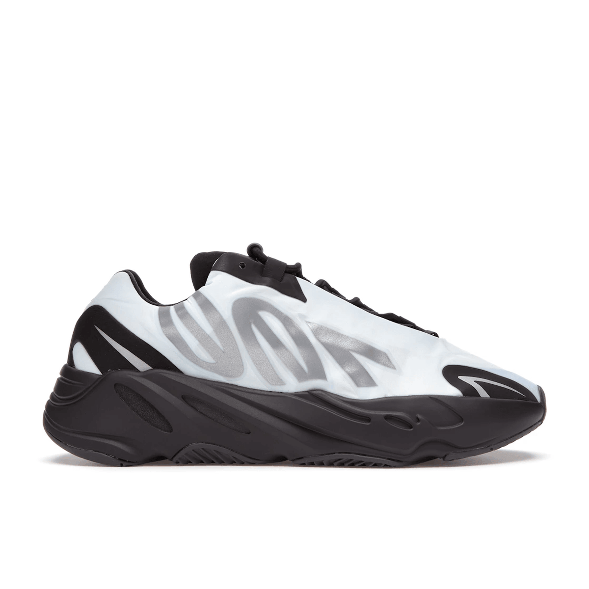 yeezy boost mnvn blue tint