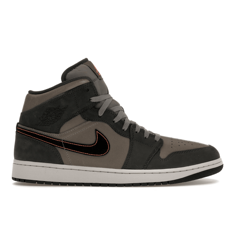 Air Air Jordan 1 Mid SE Night Stadium product image