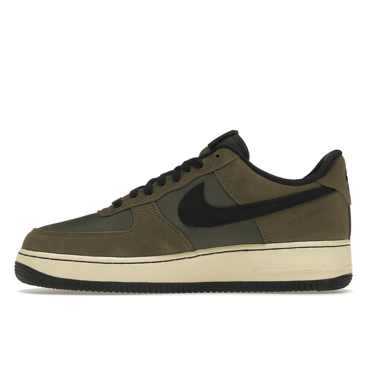 Air Force 1 Low SP Undefeated Ballistic Dunk vs. AF1 - Sneakerzone