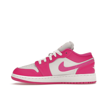 Air Jordan 1 Low Fire Pink - Sneakerzone