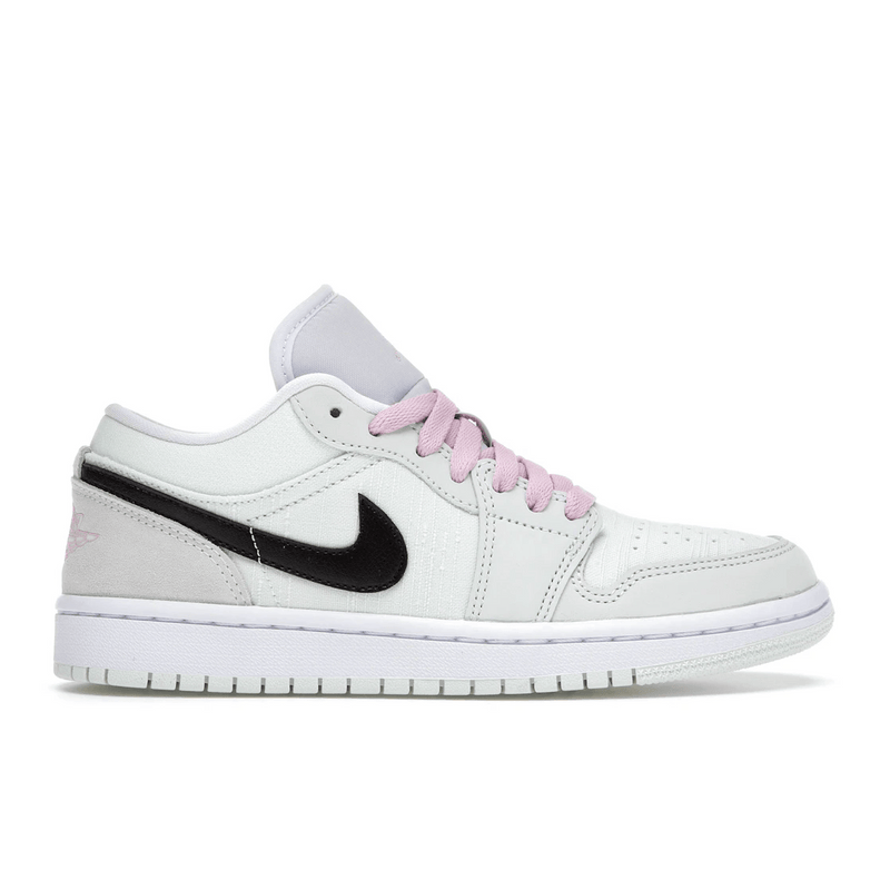 Air Jordan 1 Low SE Barely Green product image