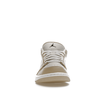 Air Jordan 1 Low SE Sail Rattan University Red - Sneakerzone