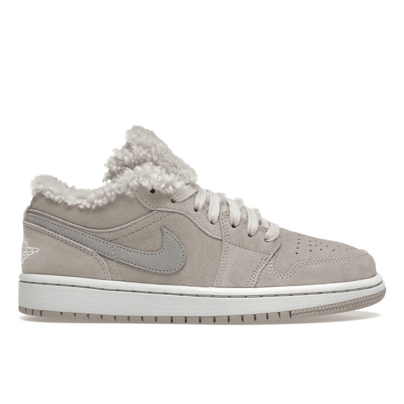 Air Jordan 1 Low SE Sherpa Fleece product image