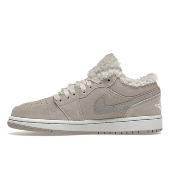 Air Jordan 1 Low SE Sherpa Fleece