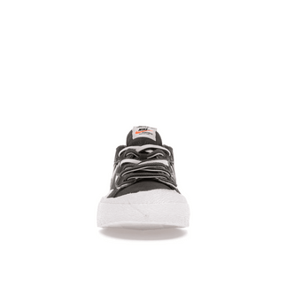Blazer Low X Sacai Iron Grey - Sneakerzone