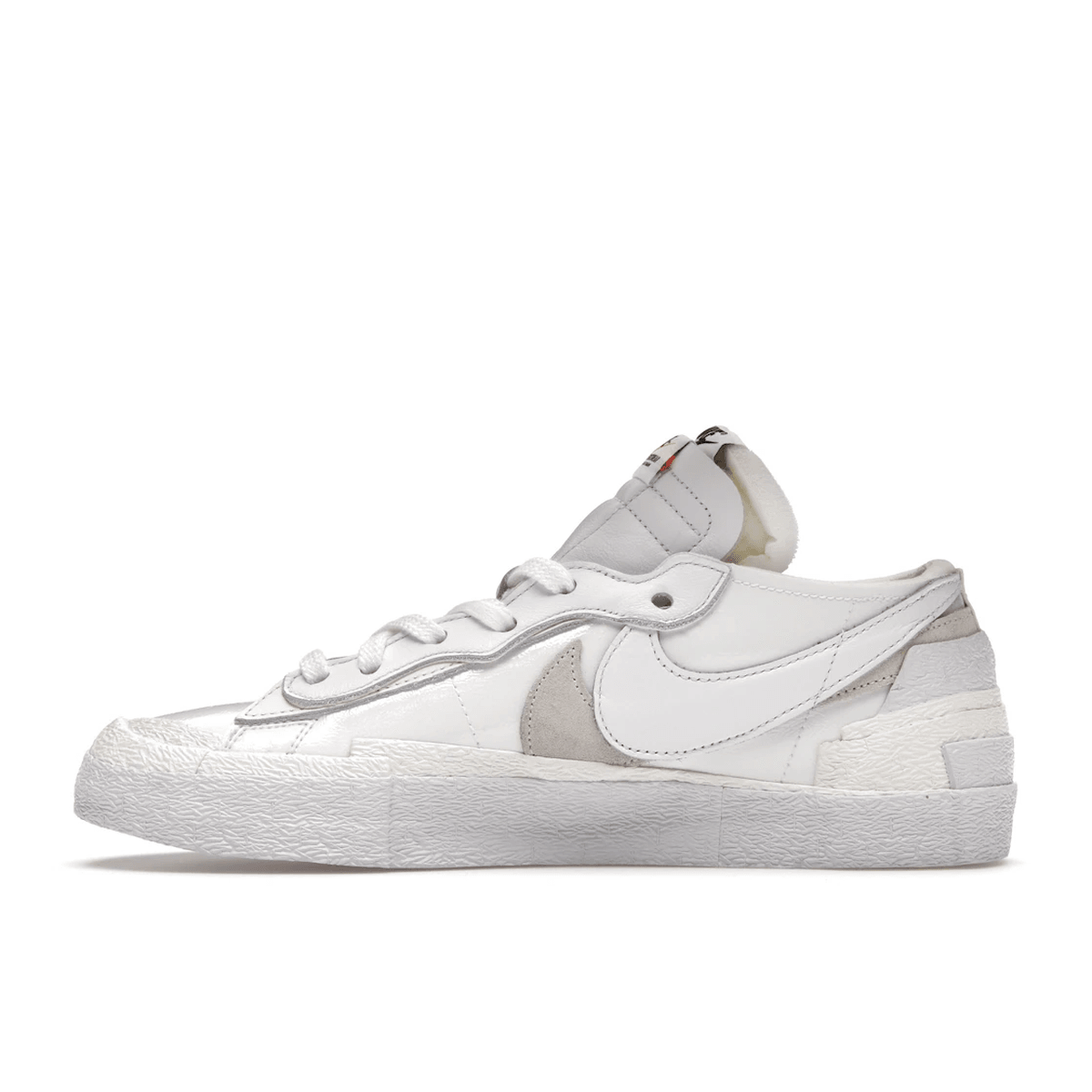 Blazer Low x Sacai White Patent Leather - Sneakerzone