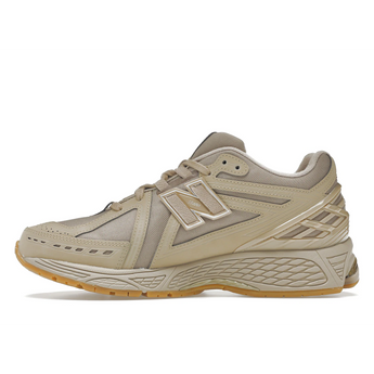 New Balance 1906R Cordura Desert Tan