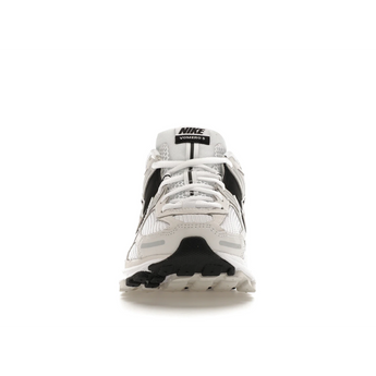 Nike Zoom Vomero 5 White Black