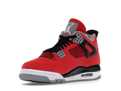 Air Jordan 4 Retro Toro Bravo 2026