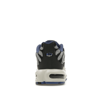 Nike Air Max Plus Social F.C. - Sneakerzone