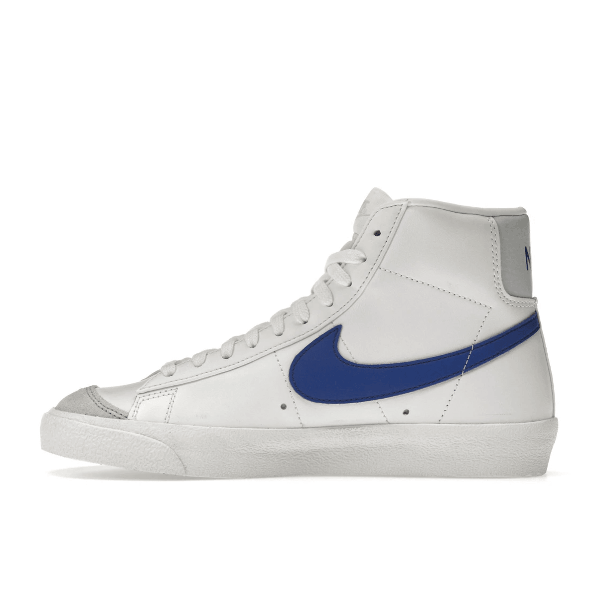 nike blazer mid 77 gaming