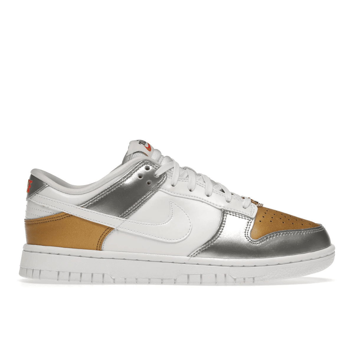 Nike Dunk Low Heirloom - Sneakerzone