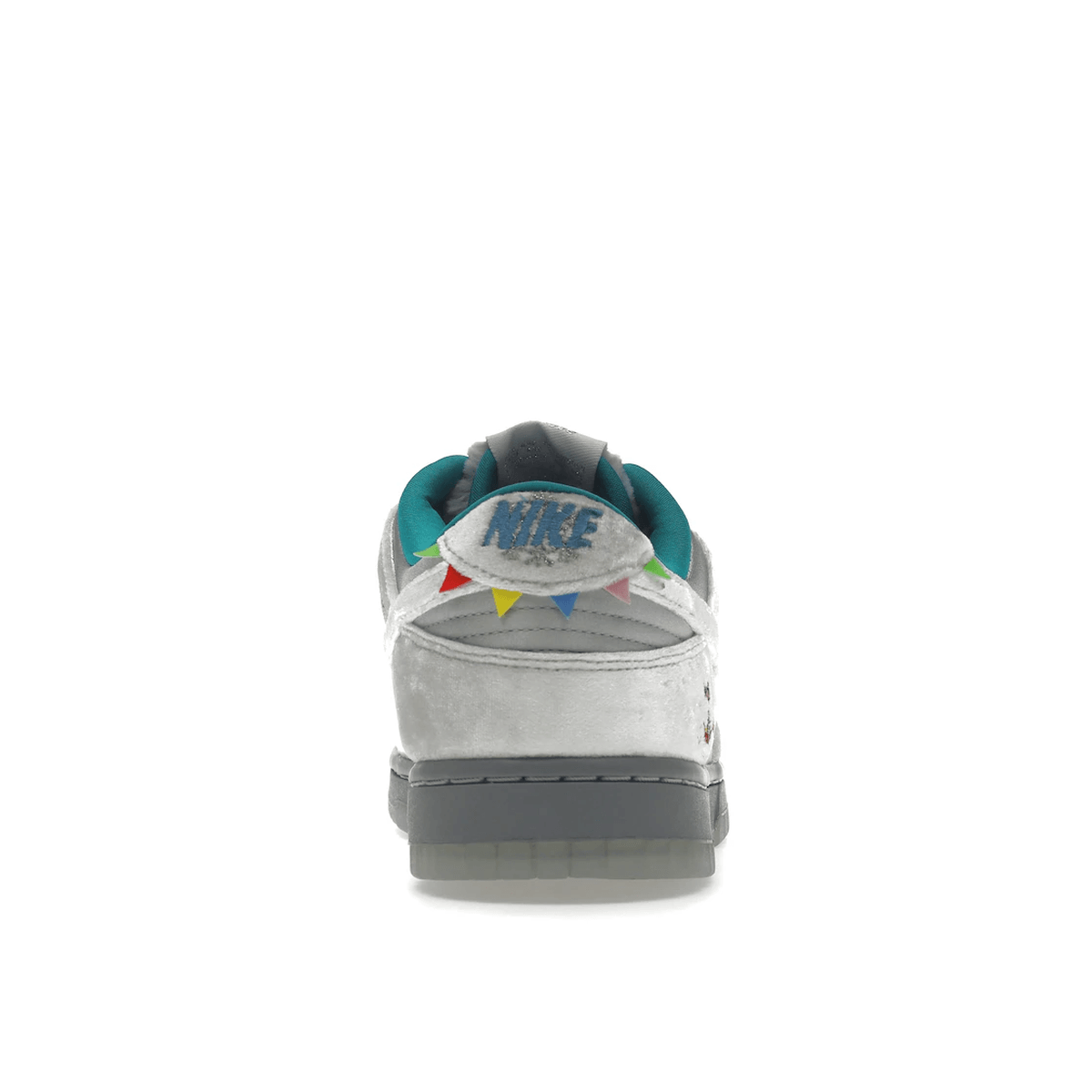 Nike Dunk Low Ice - Sneakerzone