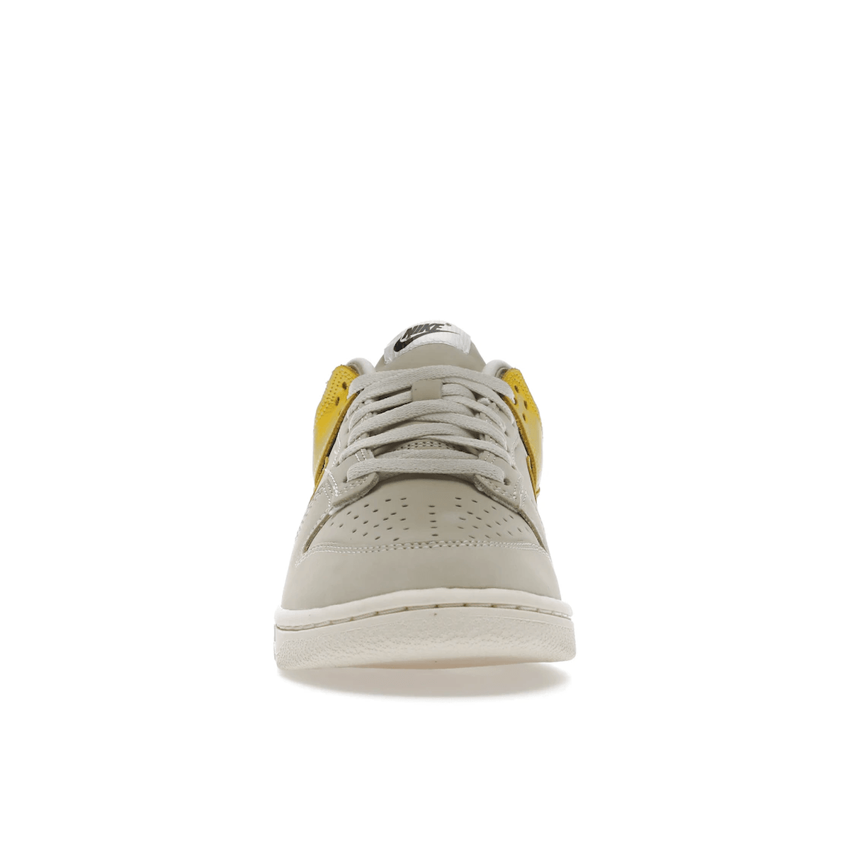 Nike Dunk Low LX Banana secondary image