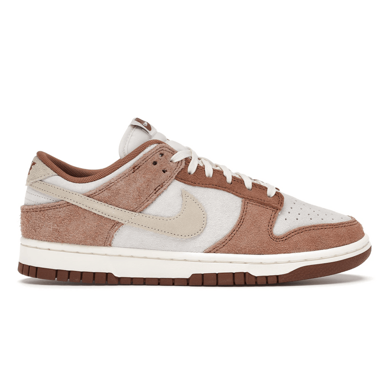 Nike Dunk Low Medium Curry product image