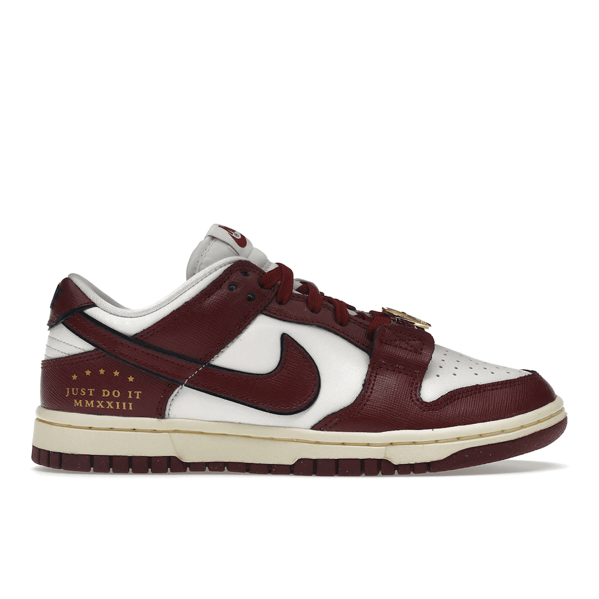 Nike Dunk Low SE Sisterhood Sail Team Red - Sneakerzone