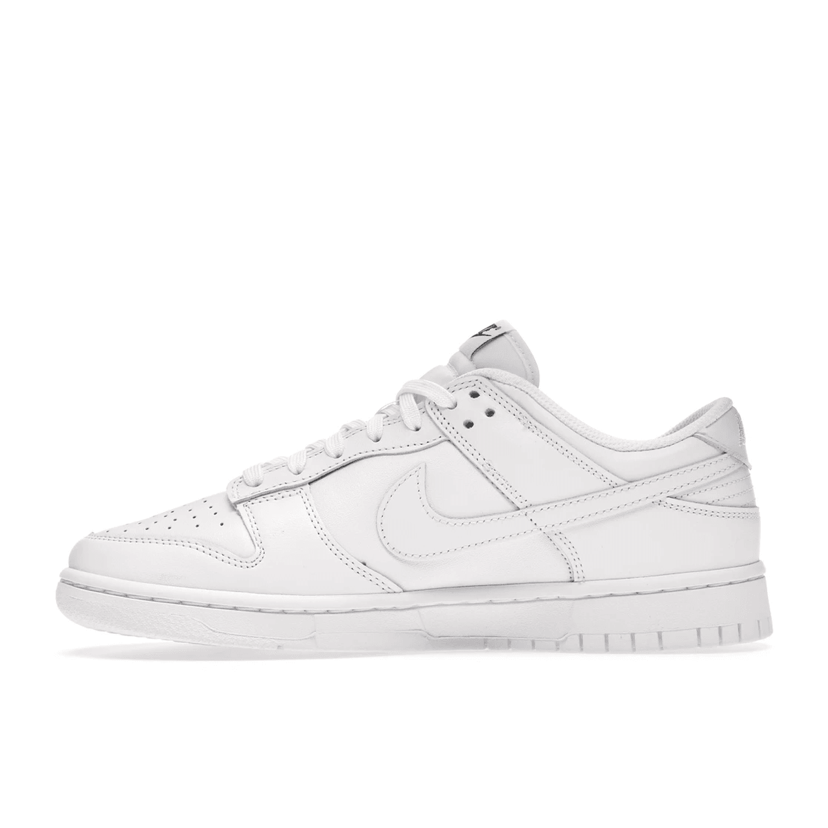 Nike Dunk Low Triple White - Sneakerzone
