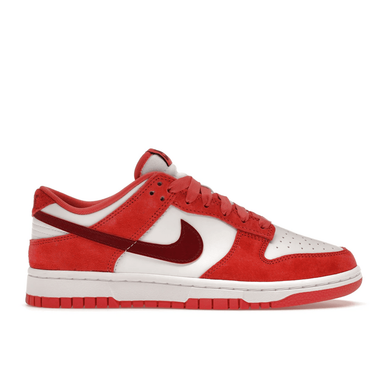 Nike Dunk Low Valentine's Day Red product image