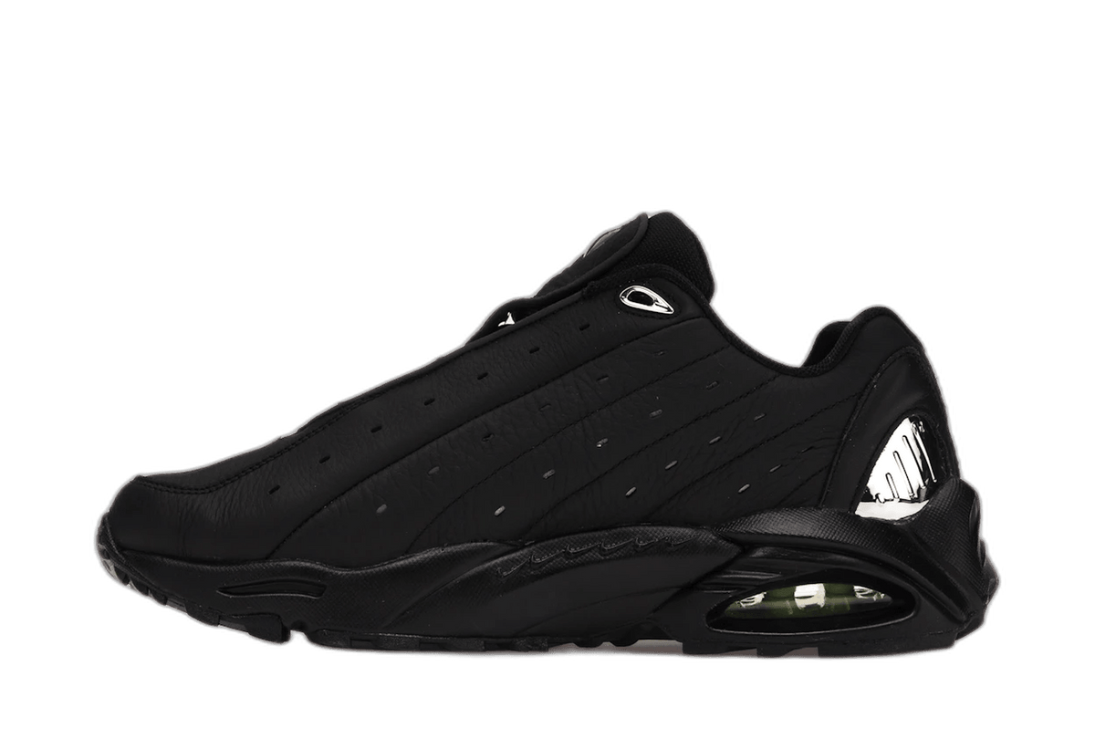 Nike Hot Step Air Terra Drake NOCTA Triple Black - Sneakerzone