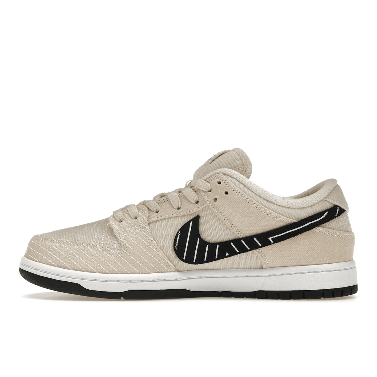 Nike SB Dunk Low Albino & Preto - Sneakerzone