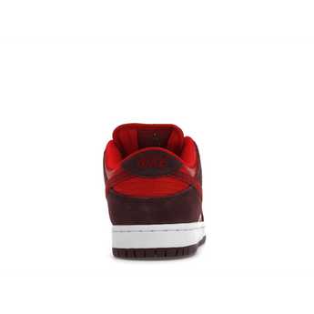 Nike SB Dunk Low Cherry - Sneakerzone