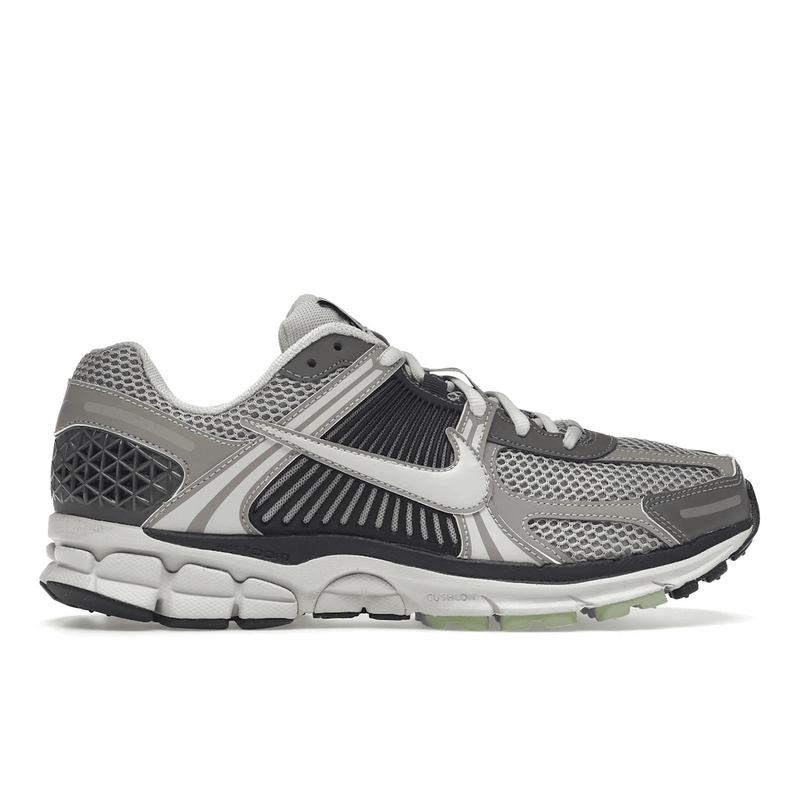 Nike Zoom Vomero 5 Cobblestone Flat Pewter product image