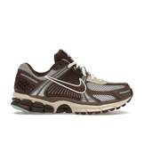 Nike Zoom Vomero 5 Earth Fossil - Sneakerzone