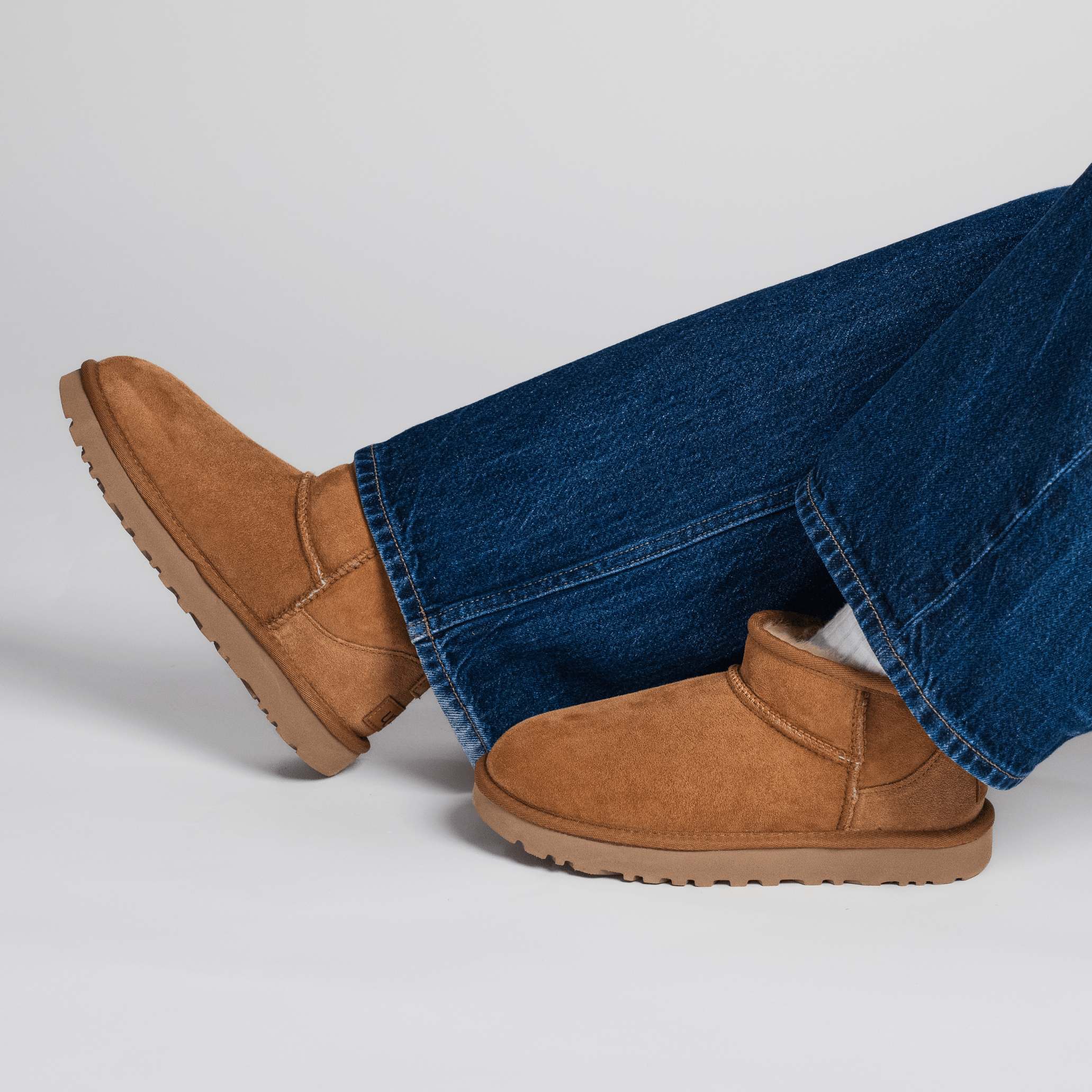 UGG Classic Ultra Mini Boot Chestnut - Sneakerzone