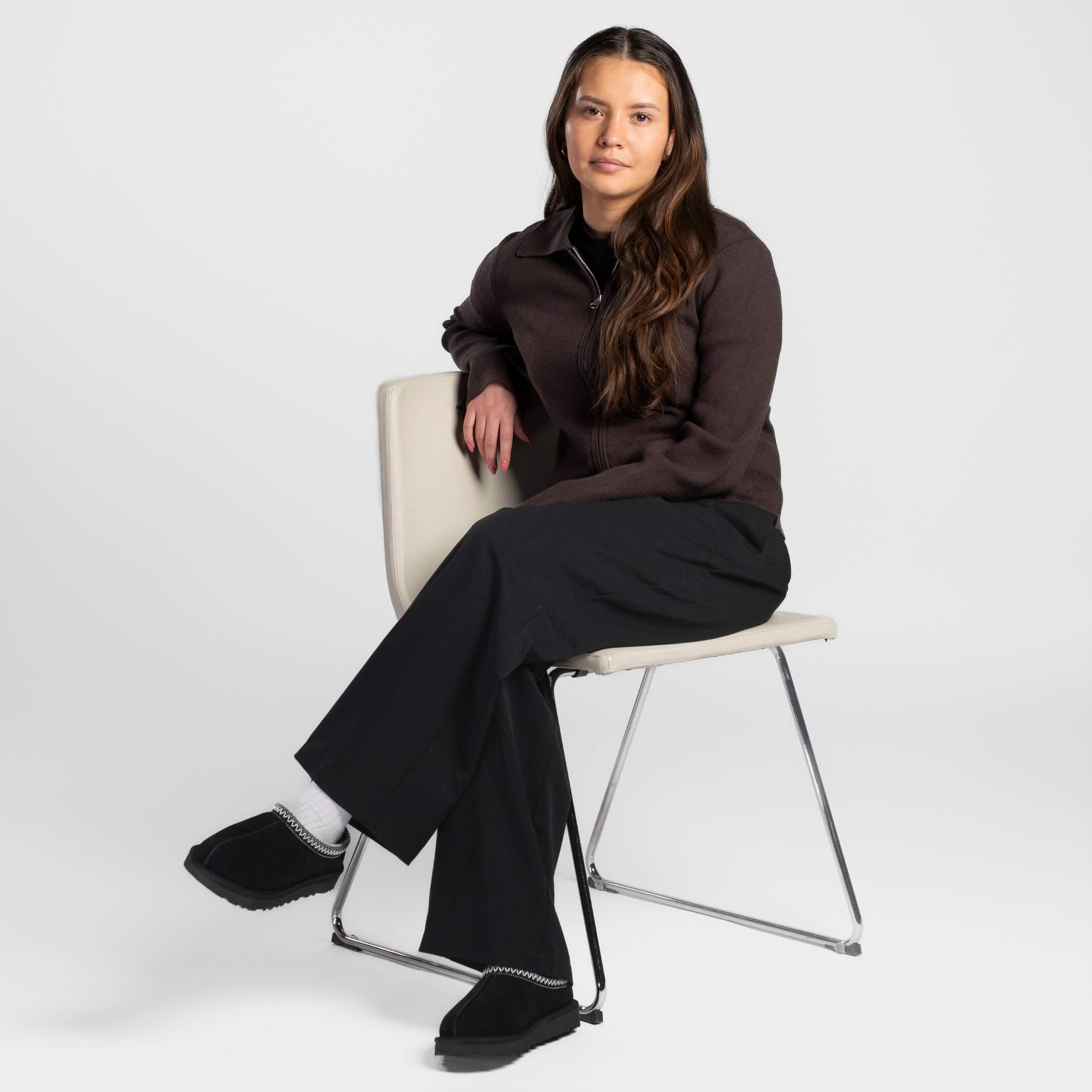 UGG Tasman Slipper Black - Sneakerzone