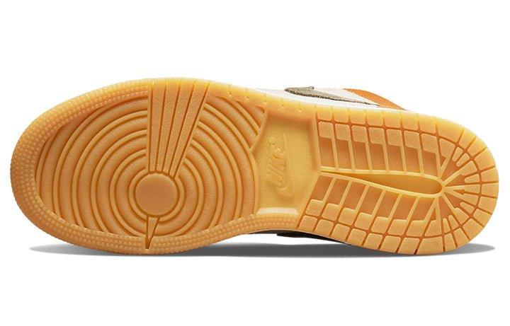 Air Jordan 1 Low Light Curry - Sneakerzone